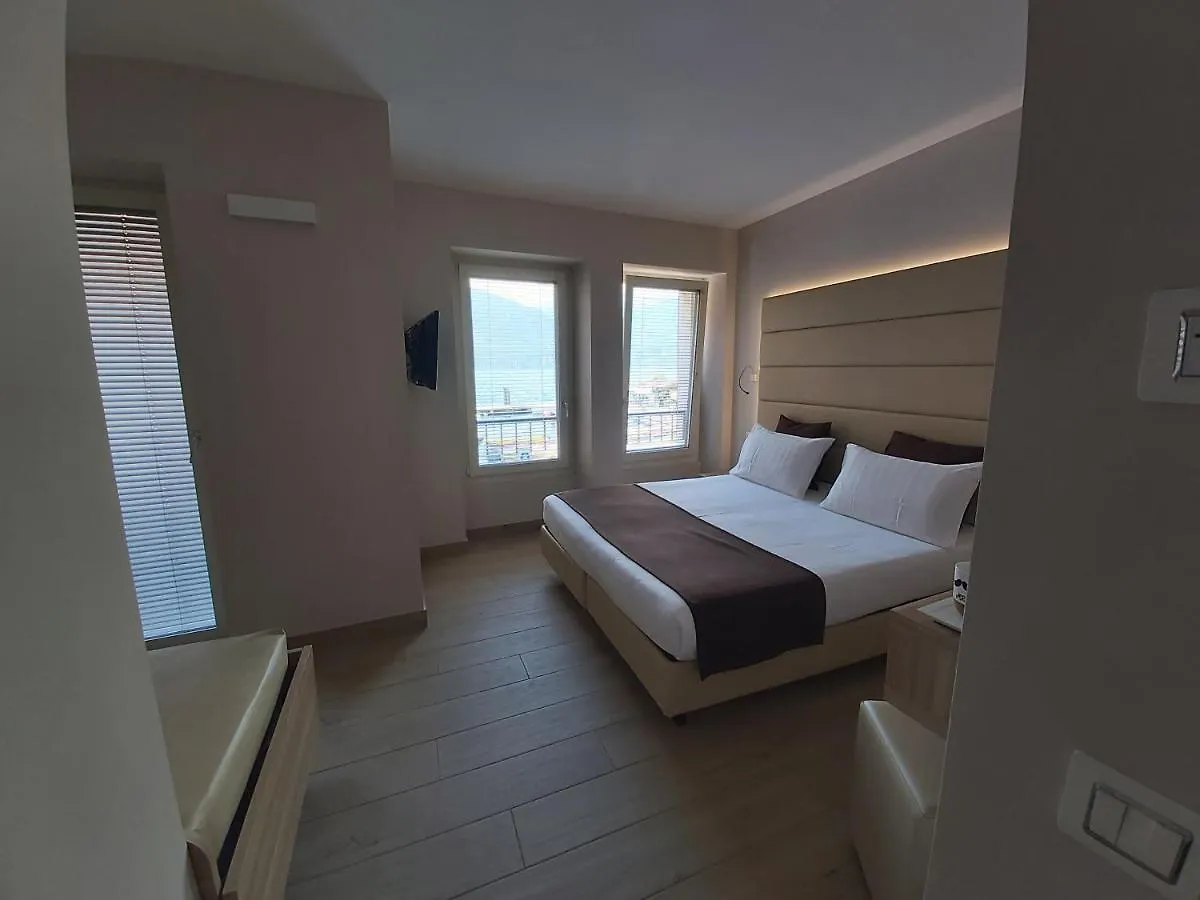 Hotel Danieli La Castellana Lago Di Garda Brenzone sul Garda 3*,  Italië