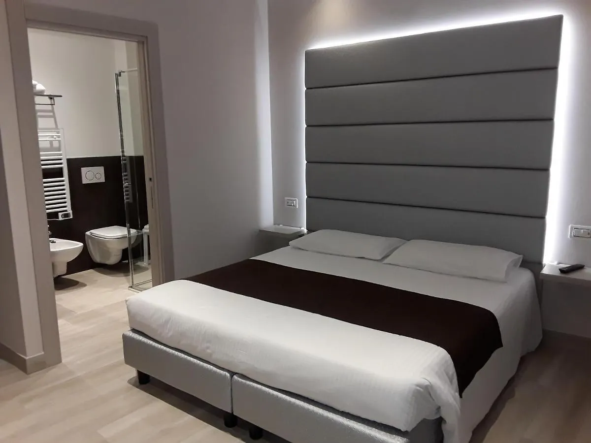 ***  Hotel Danieli La Castellana Lago Di Garda Brenzone sul Garda Italy