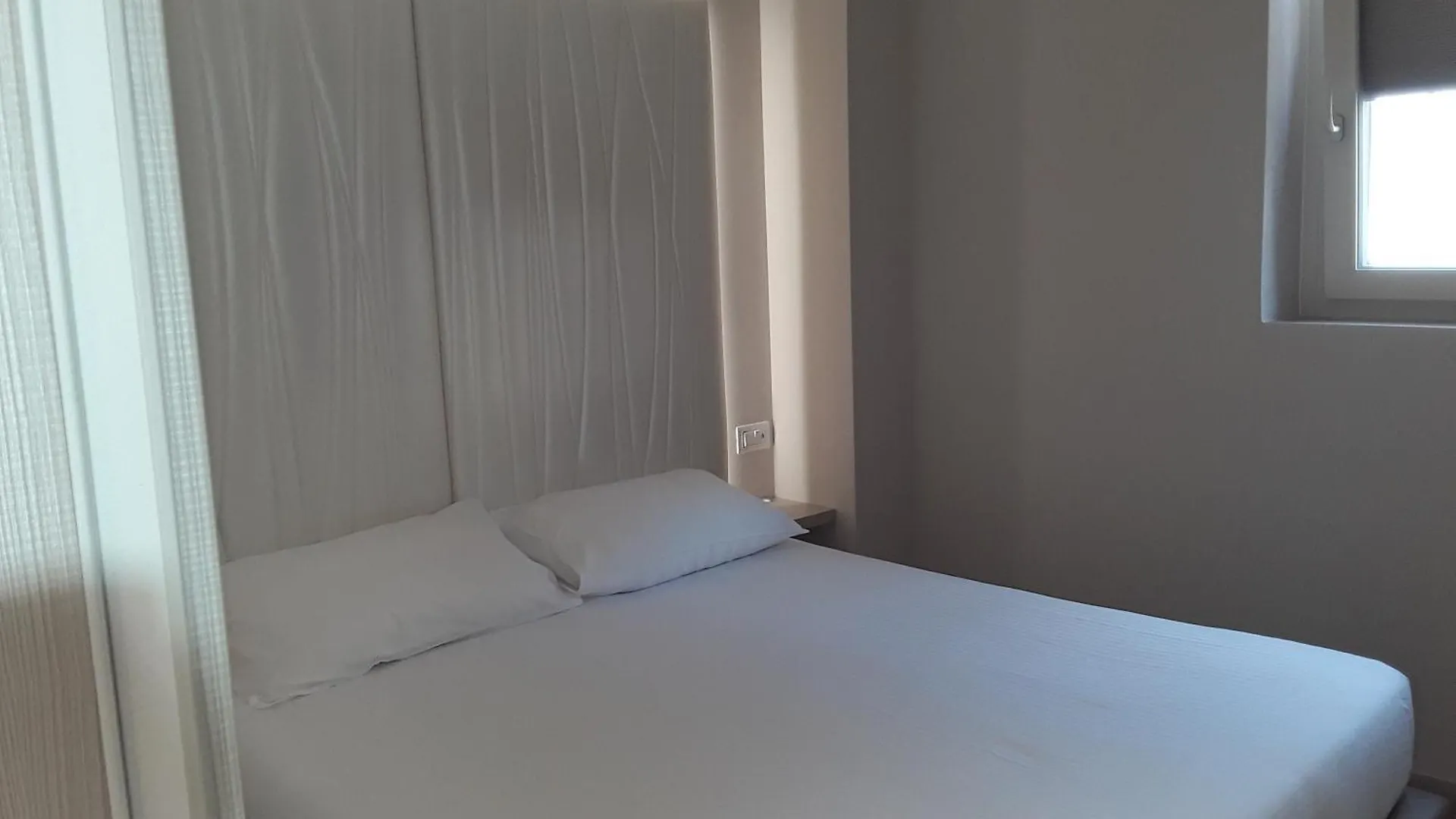Hotel Danieli La Castellana Lago Di Garda Brenzone sul Garda 3*,  Italië