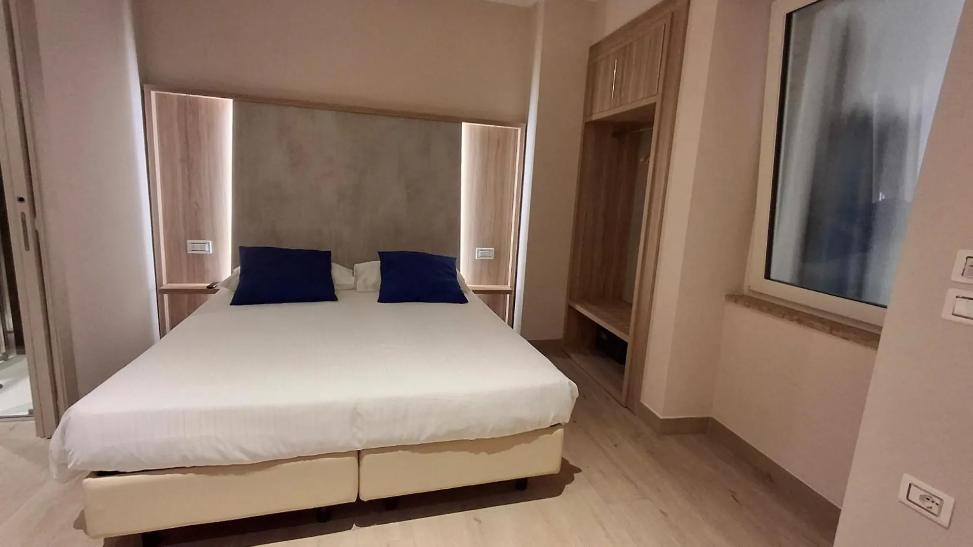 Hotel Danieli La Castellana Lago Di Garda Brenzone sul Garda