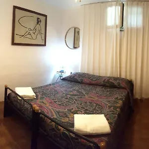 Taverna Derosas Appartamento